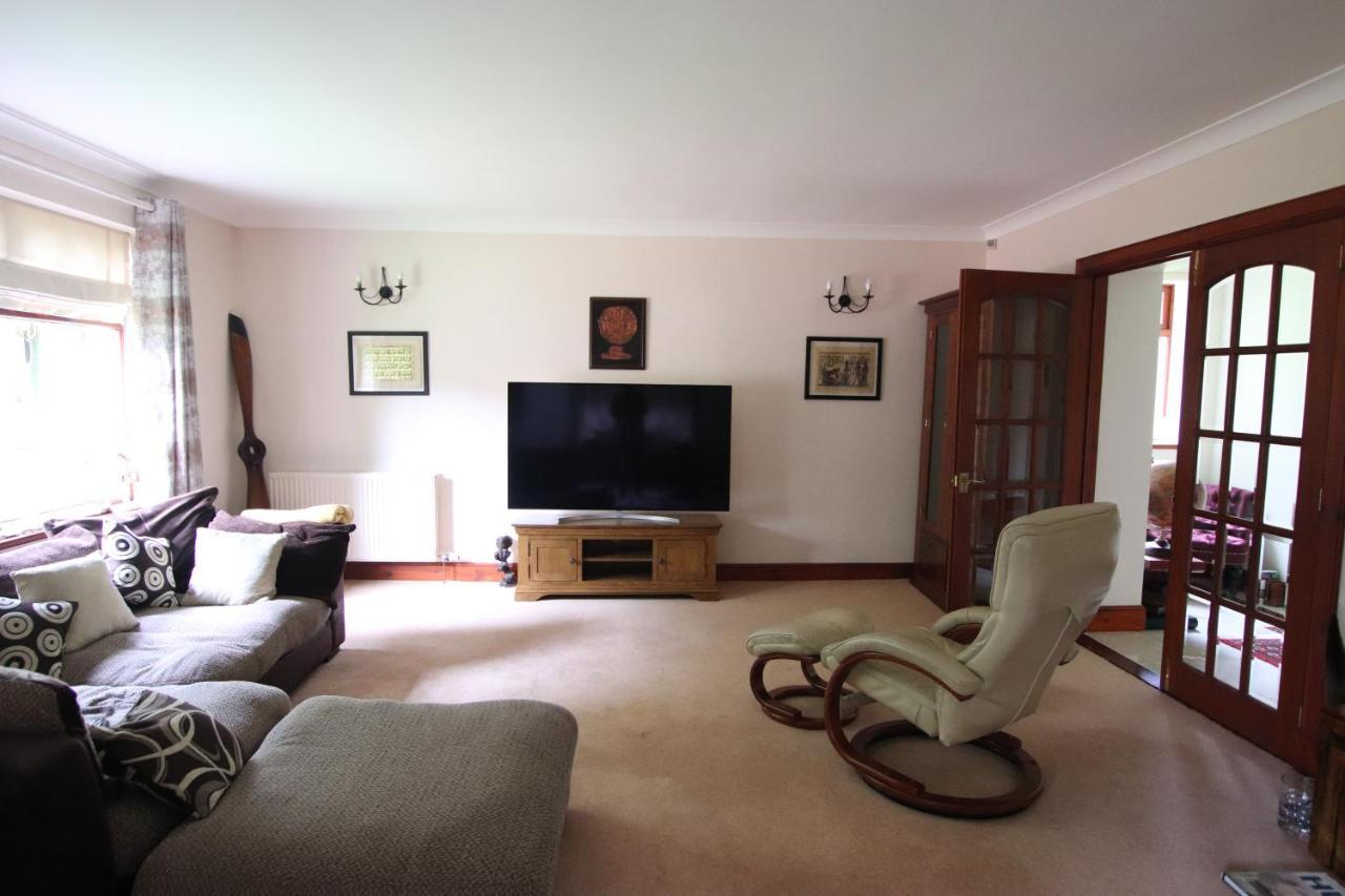 Serene Countryside Home With Manicured Gardens ستونهافين المظهر الخارجي الصورة